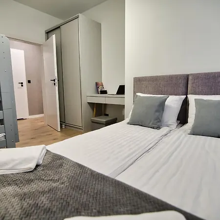 Golden 42 아파트 *